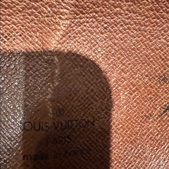 Louis Vuitton Crossbody Bag - Picture 3 of 6